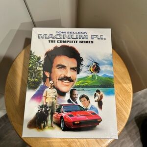 Magnum P.I. The Complete Series DVD Set